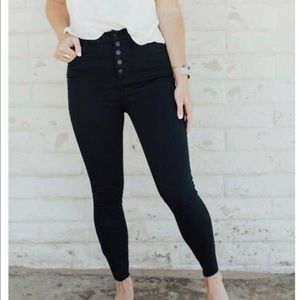 Carly Jean Los Angeles Sarah Jeans Size 1